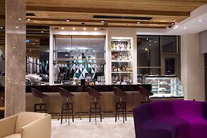 Dosso Dossi Hotels & Spa Downtown