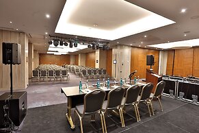 Dosso Dossi Hotels & Spa Downtown