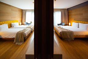 Dosso Dossi Hotels & Spa Downtown