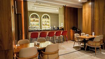 Dosso Dossi Hotels & Spa Downtown