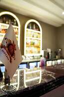 Dosso Dossi Hotels & Spa Downtown
