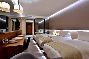 Dosso Dossi Hotels & Spa Downtown