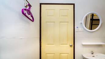 Gotum Hostel 2 at Thalang Road