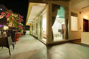 Song Hung Hotel & Serviced Apartments