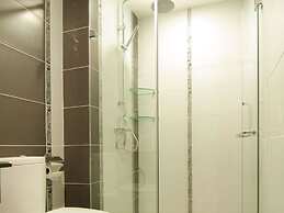 Song Hung Hotel & Serviced Apartments