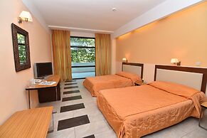 Arabella Beach Hotel