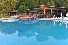 Arabella Beach Hotel