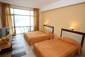 Arabella Beach Hotel