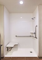 La Quinta Inn & Suites by Wyndham College Station South