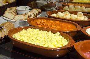 Ville Celestine Condo Hotel & Eventos