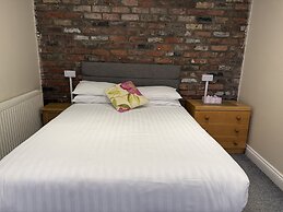 Diamonds Guest House