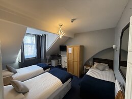 Diamonds Guest House