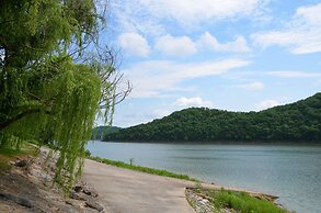 The Retreat at Center Hill Lake