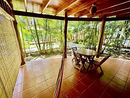 Pacífica Surf Studios