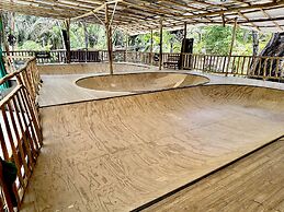 Pacífica Surf Studios