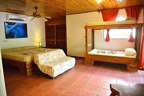 Pacífica Surf Studios