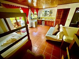 Pacífica Surf Studios