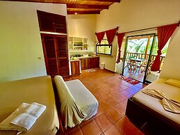 Pacífica Surf Studios