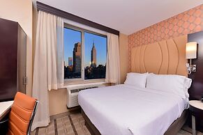 Holiday Inn New York City - Times Square by IHG