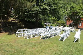 Historic Tapoco Lodge Resort