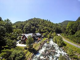 Historic Tapoco Lodge Resort