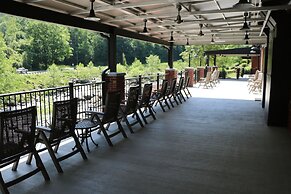 Historic Tapoco Lodge Resort