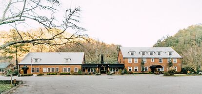 Historic Tapoco Lodge Resort