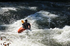 Historic Tapoco Lodge Resort