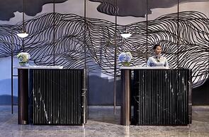 Momentus Hotel Alexandra