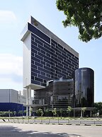 Momentus Hotel Alexandra