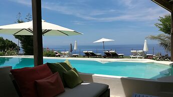 Kawayan Holiday Resort