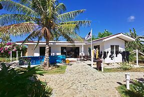 Kawayan Holiday Resort