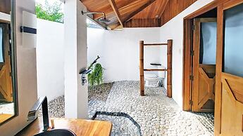 Kawayan Holiday Resort