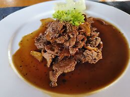 Kawayan Holiday Resort