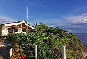 Kawayan Holiday Resort