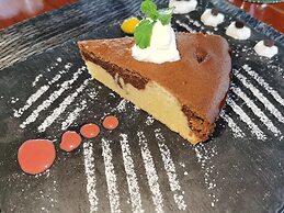 Kawayan Holiday Resort