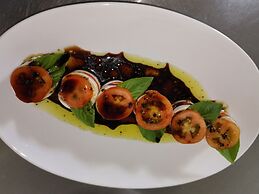 Kawayan Holiday Resort