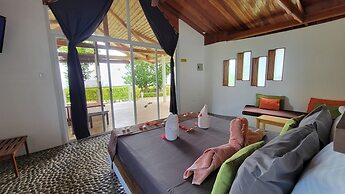 Kawayan Holiday Resort