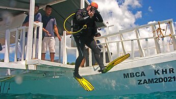 Kawayan Holiday Resort