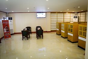 Hotel Sogo LRT Monumento Station