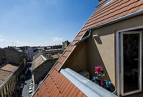 Grand Budapest Apartments