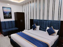 HOTEL OM