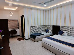 HOTEL OM
