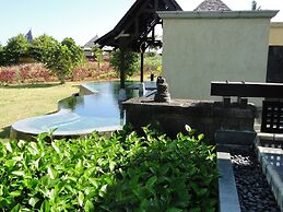 Villa Naiade, Belle Riviere