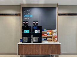 Holiday Inn Express and Suites Columbus New Albany by IHG
