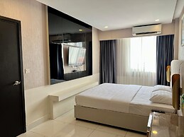 APARTMENT 1BR FREE POOL GYM STEAM&SAUNA