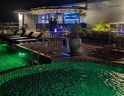 APARTMENT 1BR FREE POOL GYM STEAM&SAUNA