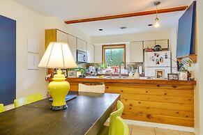 Colorful East Stroudsburg Townhome - Pets Welcome!