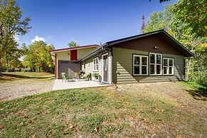 Lakefront Paradise With Private Boat Dock & Patio