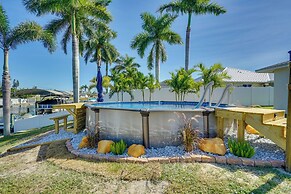 Hot Tub & Pool: Cape Coral Oasis!